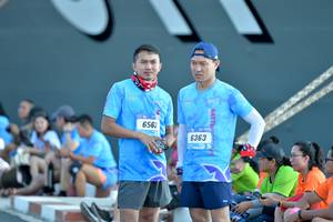 BIB: 656, 6363
                            <button type="button" onclick="openModal(3414063)" class="btn btn-primary btn-sm float-right btn-popup" data-toggle="modal" data-target=".modal-high-quality">
                        <i class="fas fa-shopping-cart"></i> Add to Cart
                    </button>
                                            <button type="button" onclick="isThisMe(3414063, true)" class="btn btn-success btn-sm float-right btn-popup btn-isme hidden" data-toggle="tooltip" data-placement="bottom" title="นี่คือรูปของคุณใช่ไหม คลิกที่นี่เพื่อเอาเข้าอัลบั้ม">
                        <i class="fas fa-plus"></i> Add to album
                    </button>
                    <button type="button" onclick="isThisMe(3414063, false)" class="btn btn-warning btn-sm float-right btn-popup btn-isnotme hidden">
                        <i class="fas fa-ban"></i> Remove from album
                    </button>